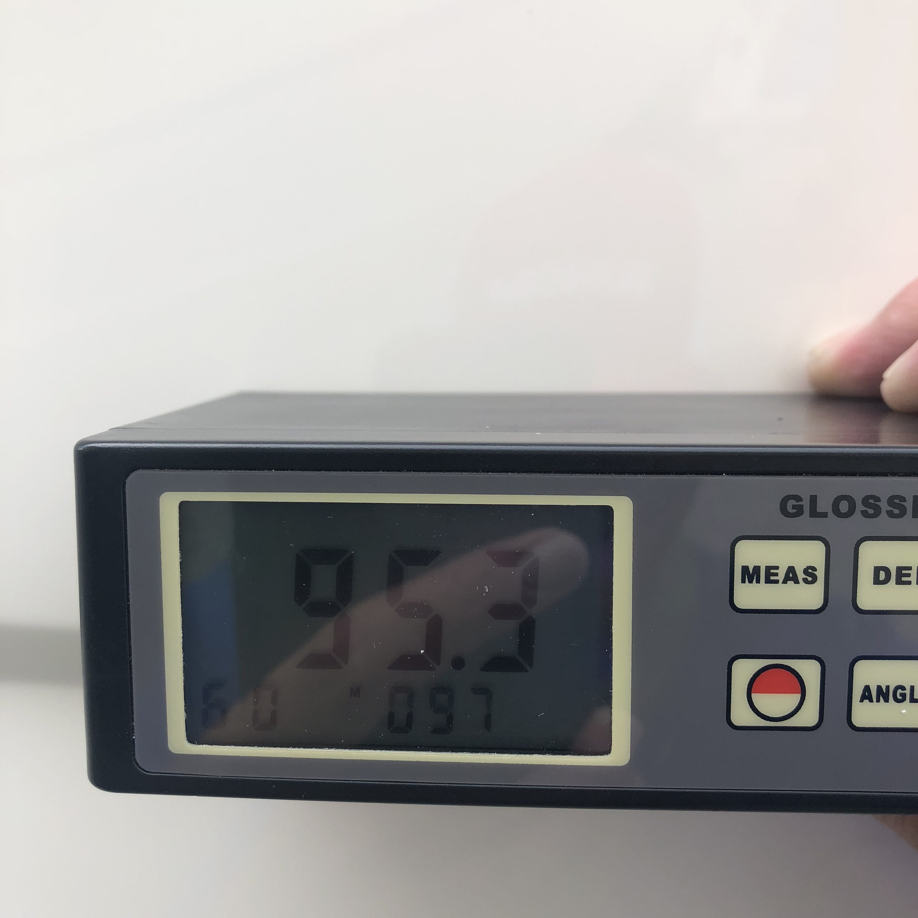 95.3 gloss meter reading on Robalo after Glidecoat ceramic coating application